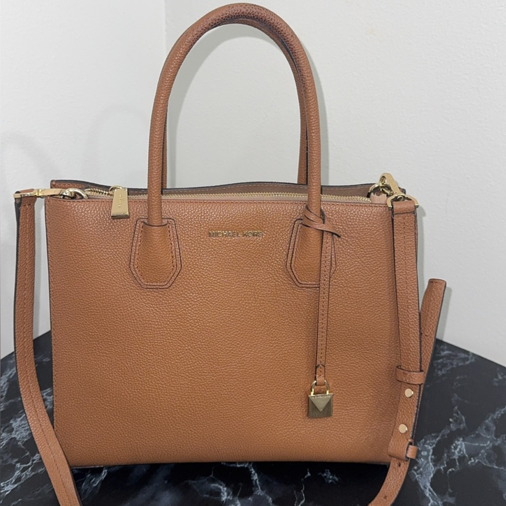 MICHAEL KORS Women's Mercer Large Accordion Tote Bag Acorn Brown AUTHENTIC - Picture 3 of 16